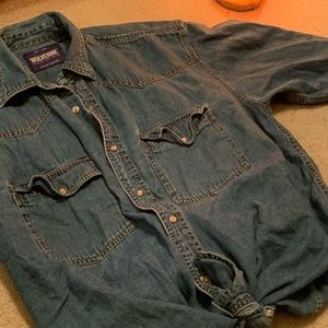 Cute unisex blue jean western button-down!